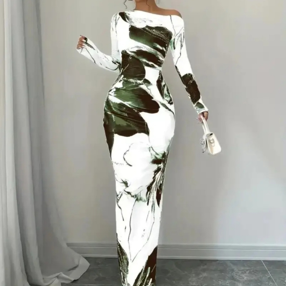 Elegant Off-Shoulder Maxi Dress